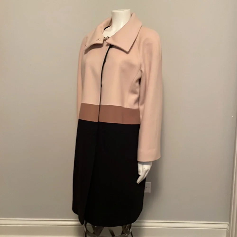 Fleurette Loro Piana Camel, Black and Tan Wool Car Coat Size 14 - Picture 2 of 12